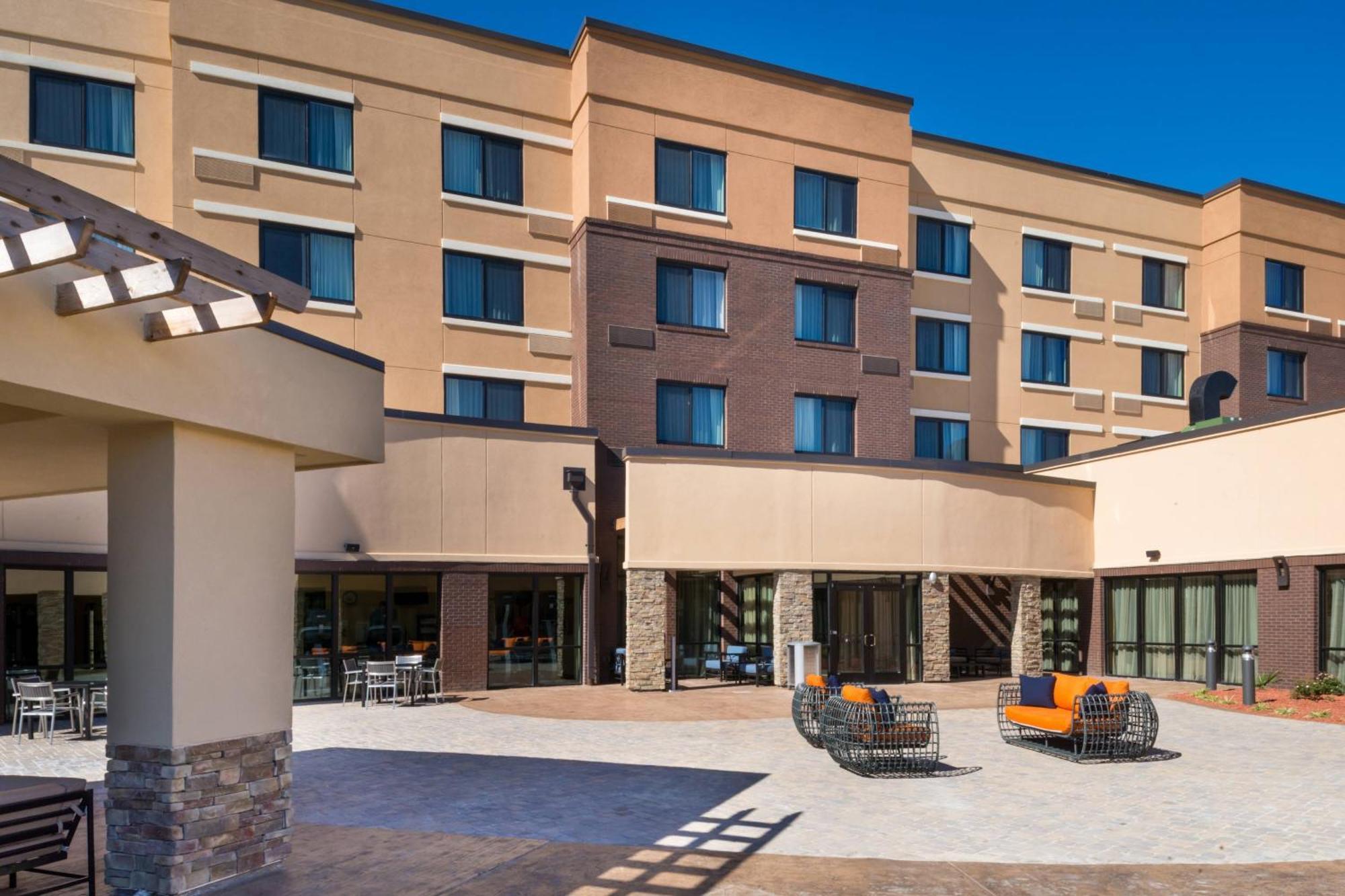 Courtyard By Marriott Jacksonville Zewnętrze zdjęcie