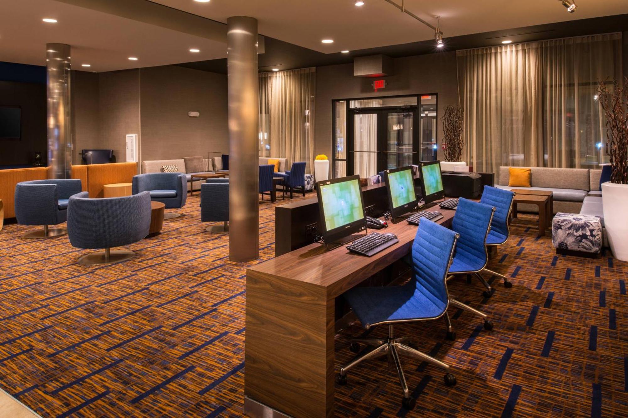 Courtyard By Marriott Jacksonville Zewnętrze zdjęcie