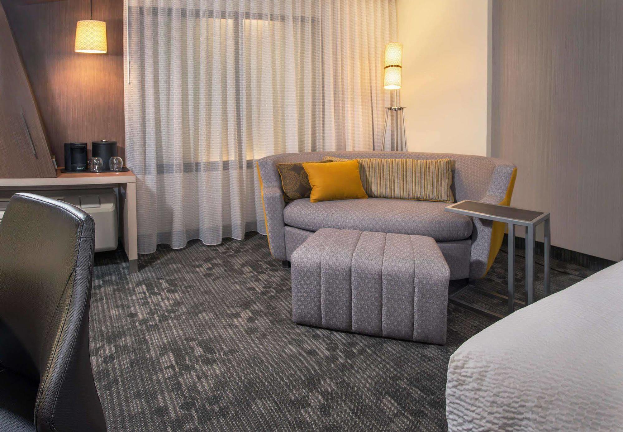 Courtyard By Marriott Jacksonville Zewnętrze zdjęcie